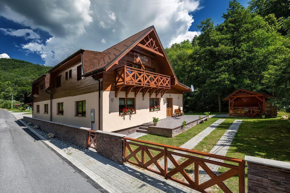 Penzion Hastrman Banská Bystrica Exterior photo